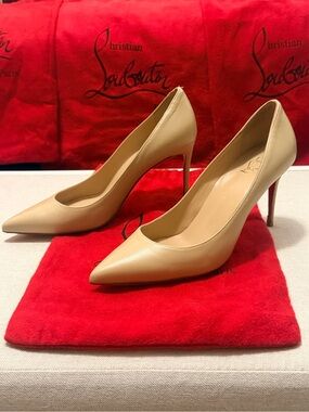 Christian Louboutin Beige Leather Pointed-Toe Pumps